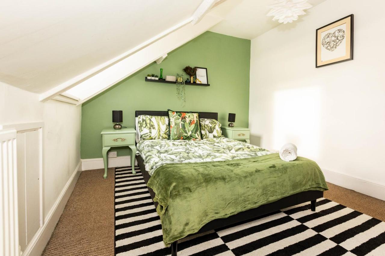 5-Bed House With Distant Sea Views In Plymouth Villa ภายนอก รูปภาพ