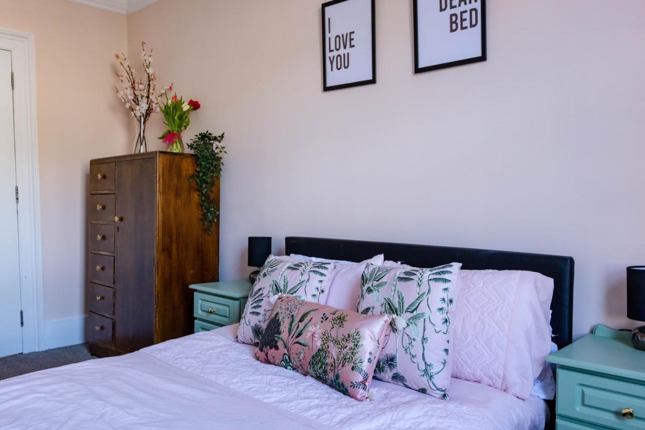 5-Bed House With Distant Sea Views In Plymouth Villa ภายนอก รูปภาพ
